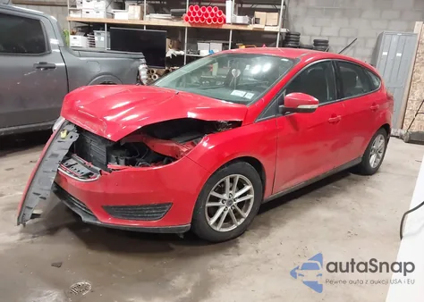 2015 Ford Focus Se z USA, uszkodzony, nr VIN 1FADP3K23FL277168